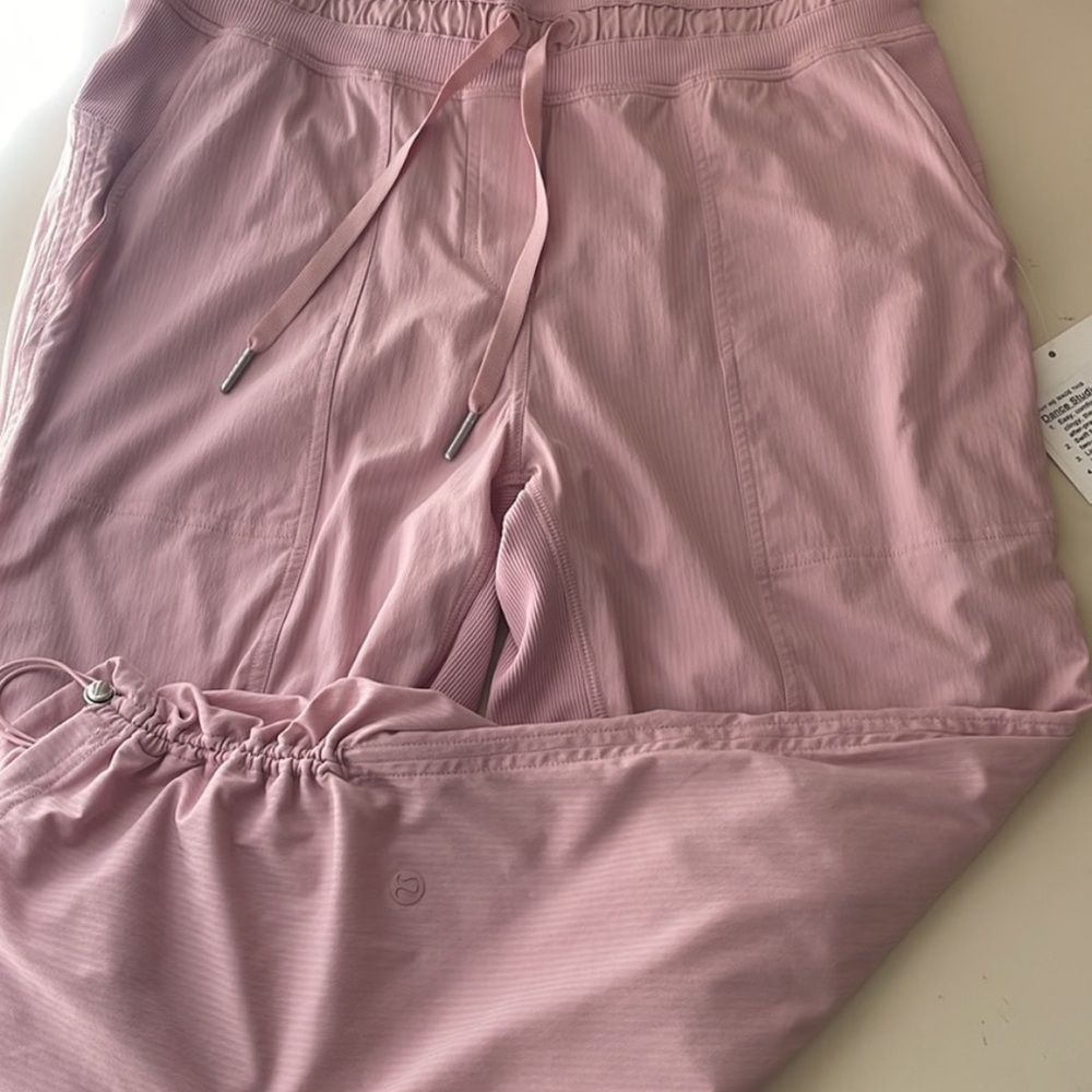 Lululemon Dance Studio Pant Crop Pink Haze Size 6 New - Picture 5 of 6